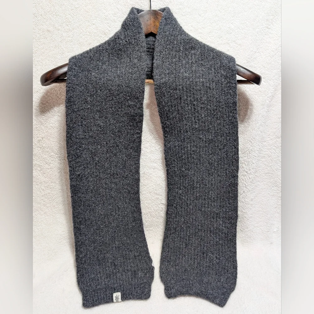Nirvana Designs 100% Merino Wool Handknit Scarf Made In Nepal Gray Natural Fiber
